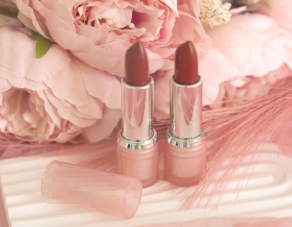 여성들의 아름다움을 위한 화장품들이 모두 모여있는 쇼핑몰 !