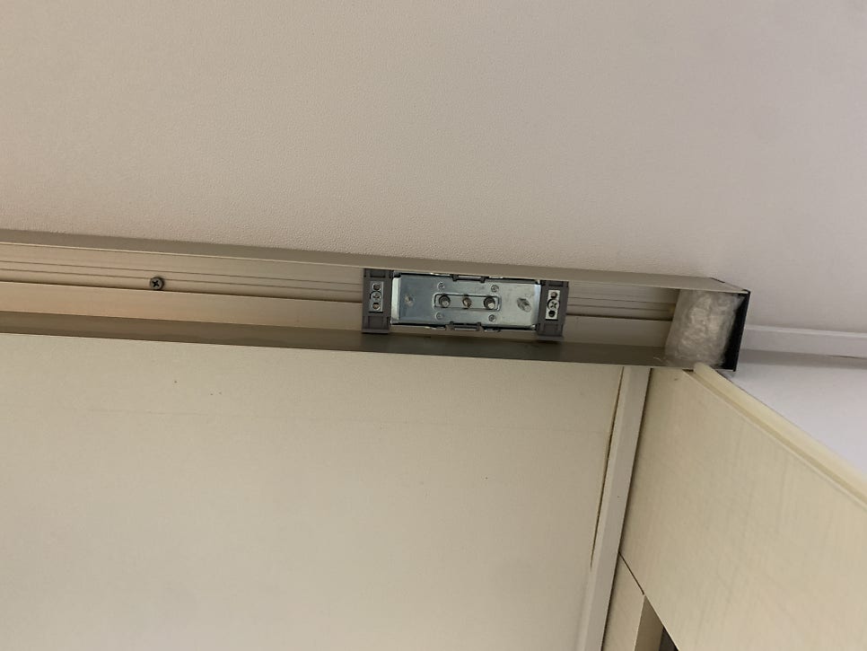 원슬라이딩중문수리 송파구현장 새댐퍼로 교체완료