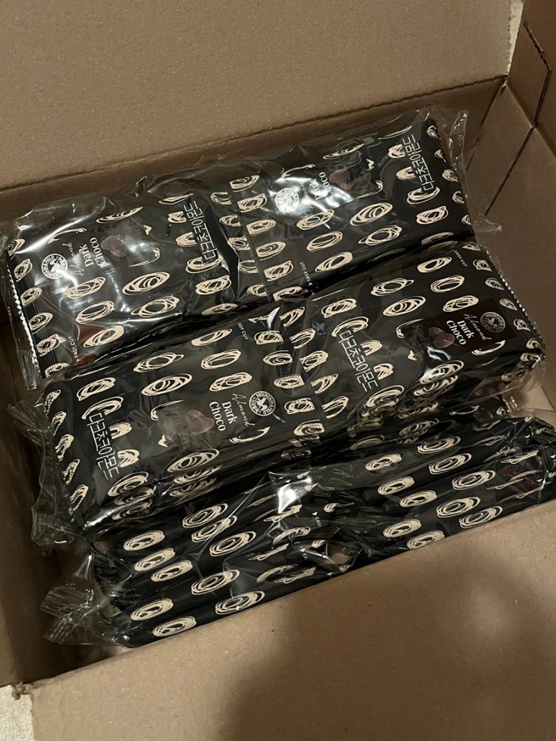 산과들에 다크 초코 아몬드 맛 및 식감 후기