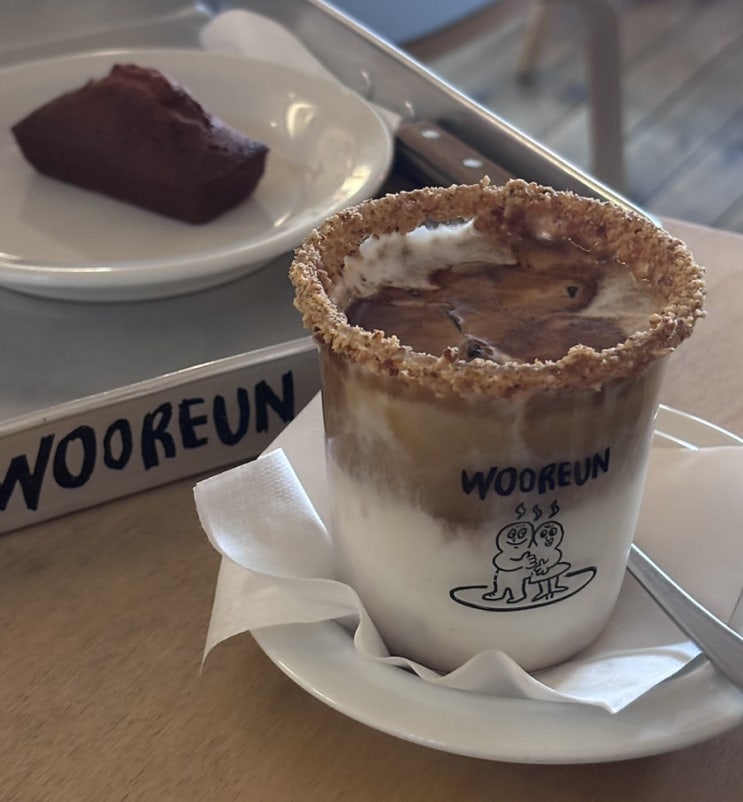  인천 구월동 카페 땅콩 크림 라떼 맛집 우른 WOOREUN