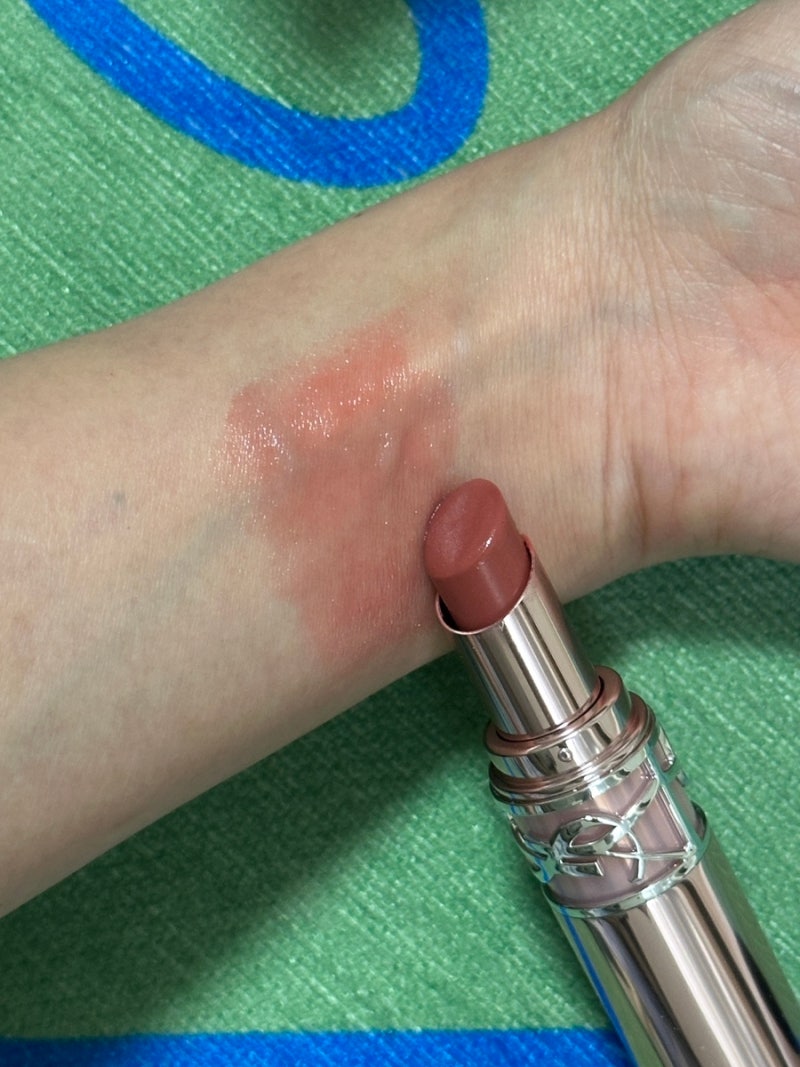 입생로랑 립밤 러브샤인 캔디 글로우 로즈우드 블러쉬
