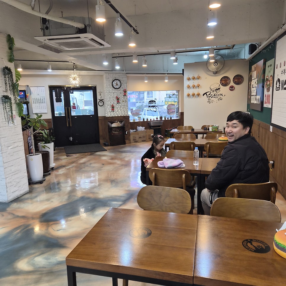 뉴욕버거 부산영도점 사진 3