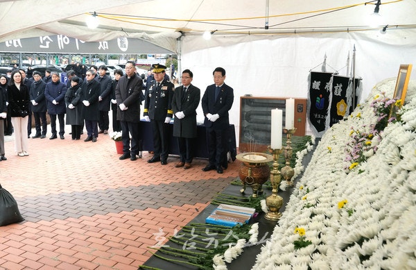  전남도, 31일까지 무안군 남악복합주민센터 앞에 이해찬 전 국무총리 분향소 운영
