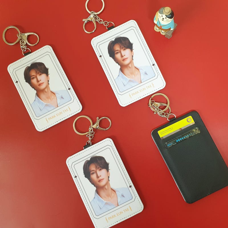 뮤지컬 배우 박은태 사진이 들어간 포토 카드지갑 키링 굿즈 제작 : )