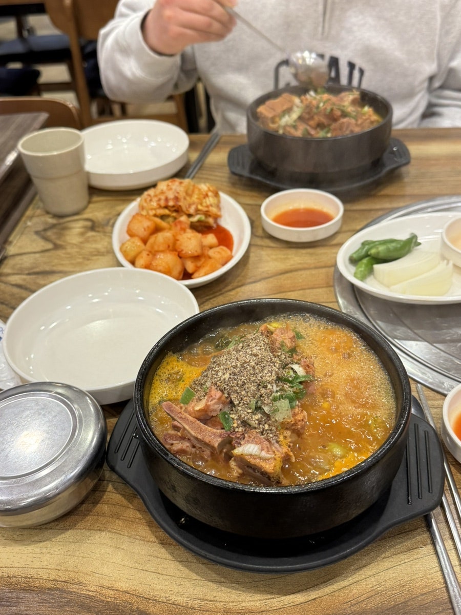 시흥감자탕 목감점 사진 4