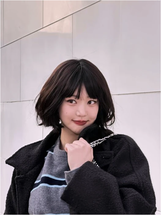  이유비 단발 변신 후 반응 터진 뱀파이어 미모 비밀
