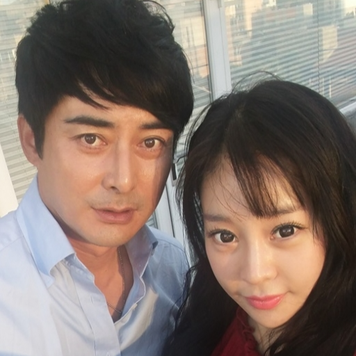 이세창 김지연 이혼 사유 딸 자녀 재혼 아내 정하나 프로필 나이 부인 결혼 가족 집안 아버지....