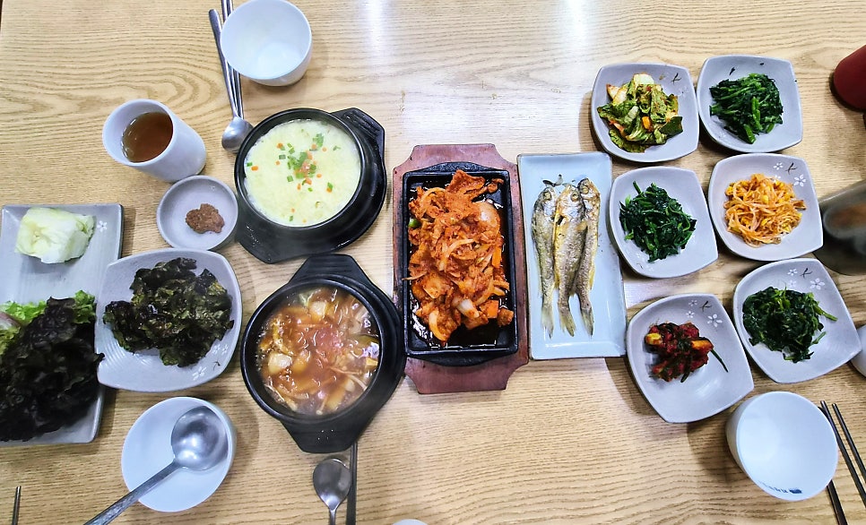 기와집보리밥한정식 사진 6