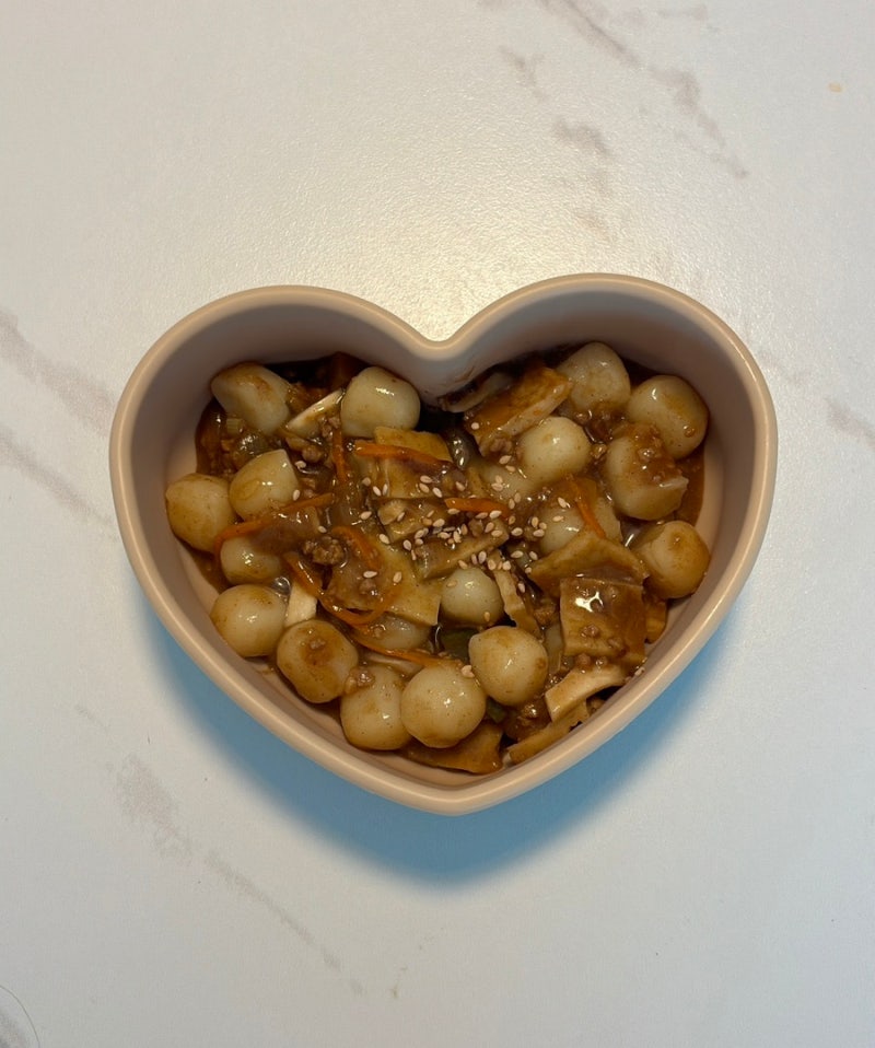 아기 짜장 소스를 활용한 궁중떡볶이 st 아기 떡볶이 레시피