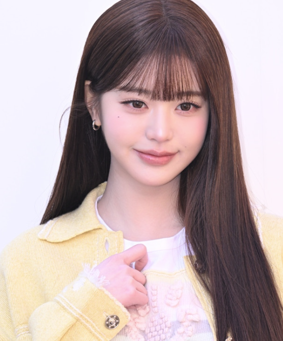   장원영 지각 논란의 진실 "5분 전 도착해 대기 중이었다" 주최 측 공식 사과