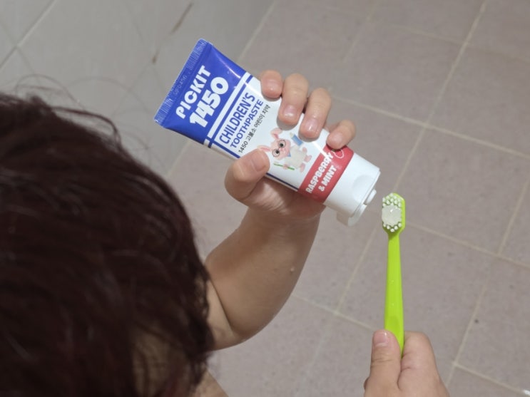  새학기 어린이집 준비물 안전한 고불소 치약 칫솔 추천 픽킷