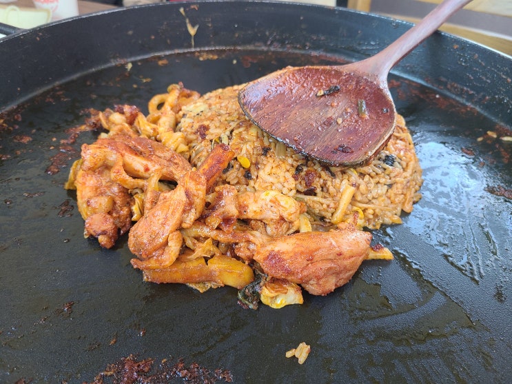  [가평역] 닭갈비와 막국수, 근본 조합의 산악회 맛집 <초원닭갈비막국수>