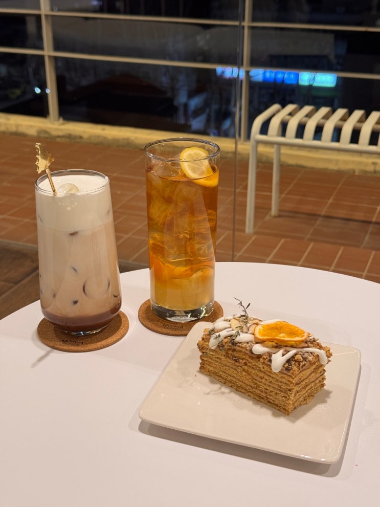  [대구 수성구]::무화커피:: | 산과 도시뷰가 다 있는 루프탑 범어 카페, 말렌카 맛집
