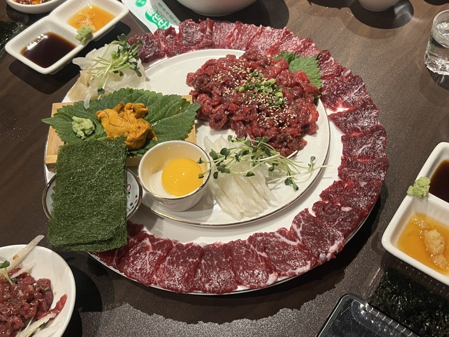 정성육회 덕신점 사진 3