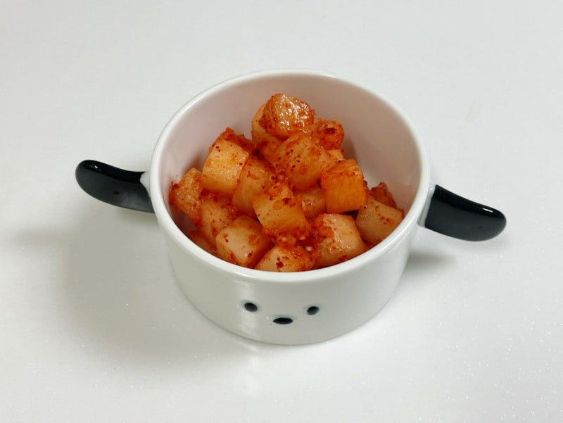 치킨무 활용법 초간단 새콤달콤 깍두기 만들기 치킨무로 진짜같은 깍두기 레시피 냉털반찬