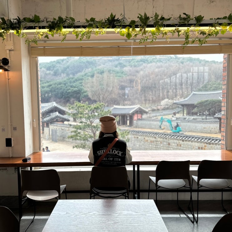  나는, 여전히 내가 이 세상에 사라지길 바라
