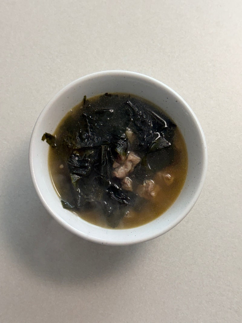 소고기미역국 / 쉽고 맛있는 소고기미역국 간단 백종원 레시피
