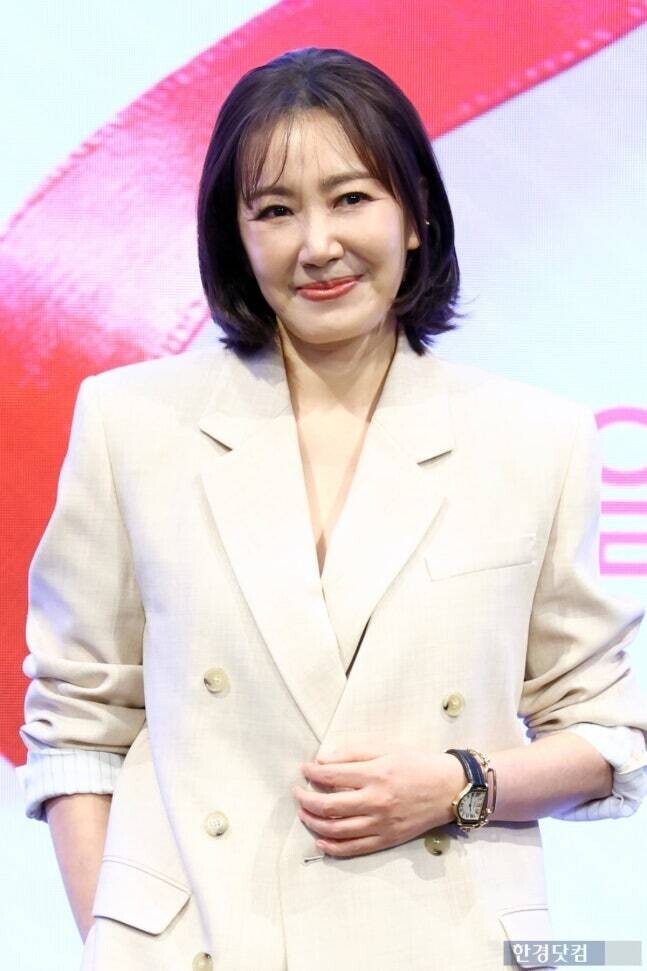10년 만에 연기 활동 재개한 유호정 - 11년 만에 드라마 복귀 KBS2 주말드라마 사랑을 처방해 드....
