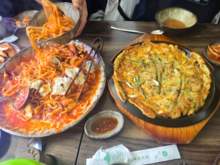  [양구 근본 맛집] 양구에서 찾은 '면낙지'라는 신세계?!  파전 비주얼 보고 입틀막한 썰.jpg
