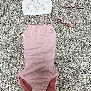 [인천공항 면세점 쇼핑] 후그 허니베리 수영복 / 수모 / 수경 구매 후기