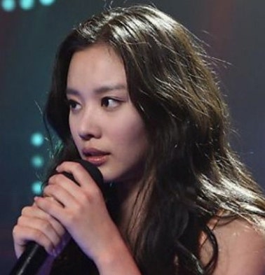 지금 나오면 웬만한 걸그룹 다 압살한다는 김아중 리즈. jpg(+근황)