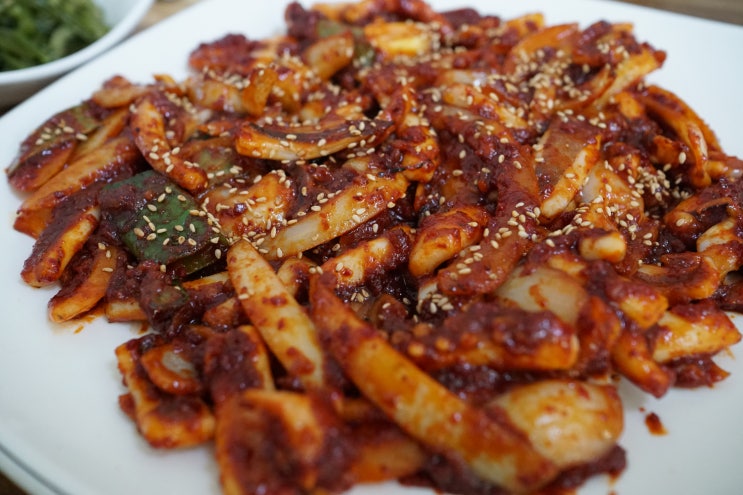  대구 남산동 반월당 부자식당 웨이팅 포장 주차 아기의자
