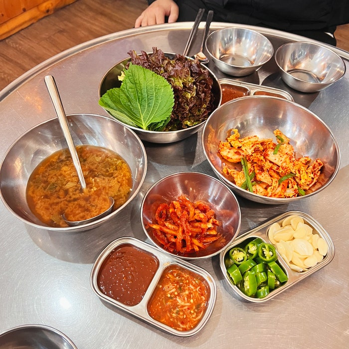 Bakgwangdeokcheonhajangsajokbal Chungjujeom photo 6