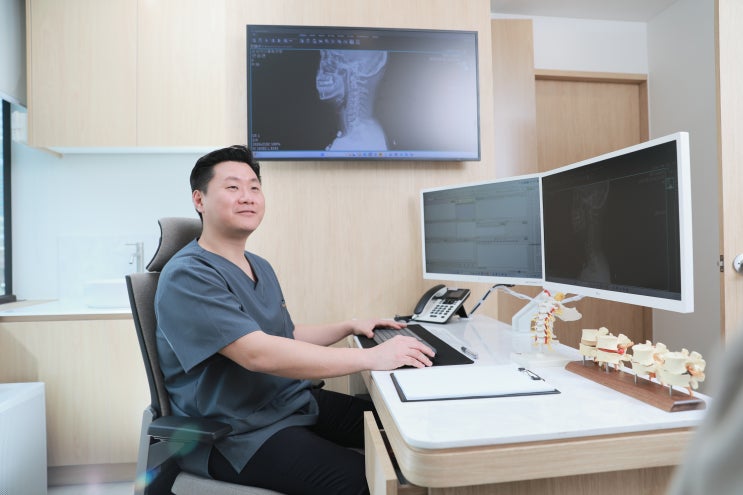  발바닥 무감각·구름 위 걷는 느낌? 말초신경 손상의 조기 신호입니다