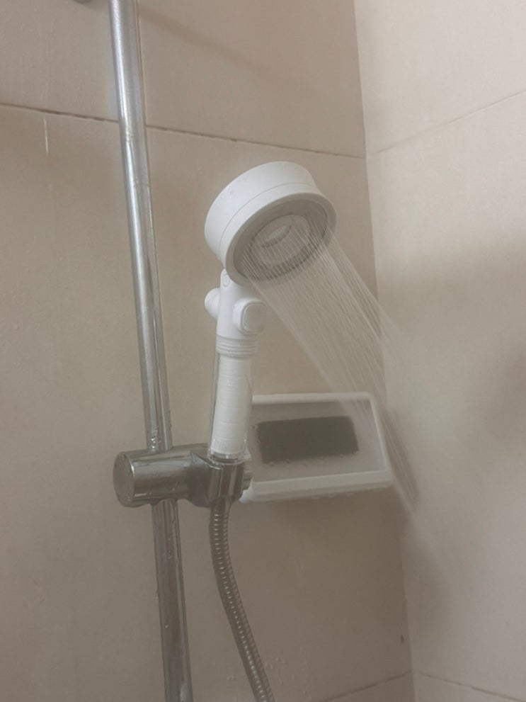  샤워연수기 바꾸고 달라진 일상, 물부터 다르더라