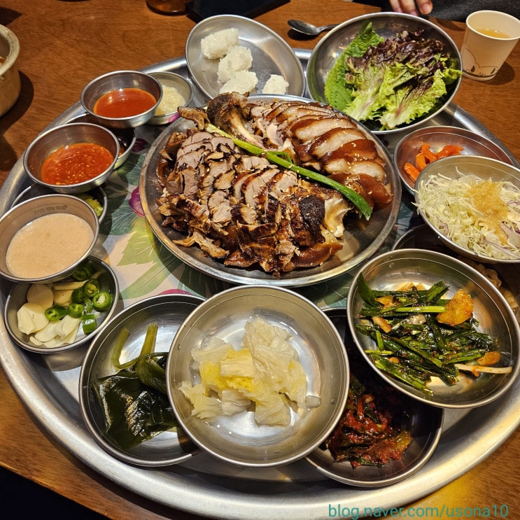  [화성 반월] 완미 족발 _ 나이가 들면서 콜라겐에 집착해지는 나는 족발을 먹는다.