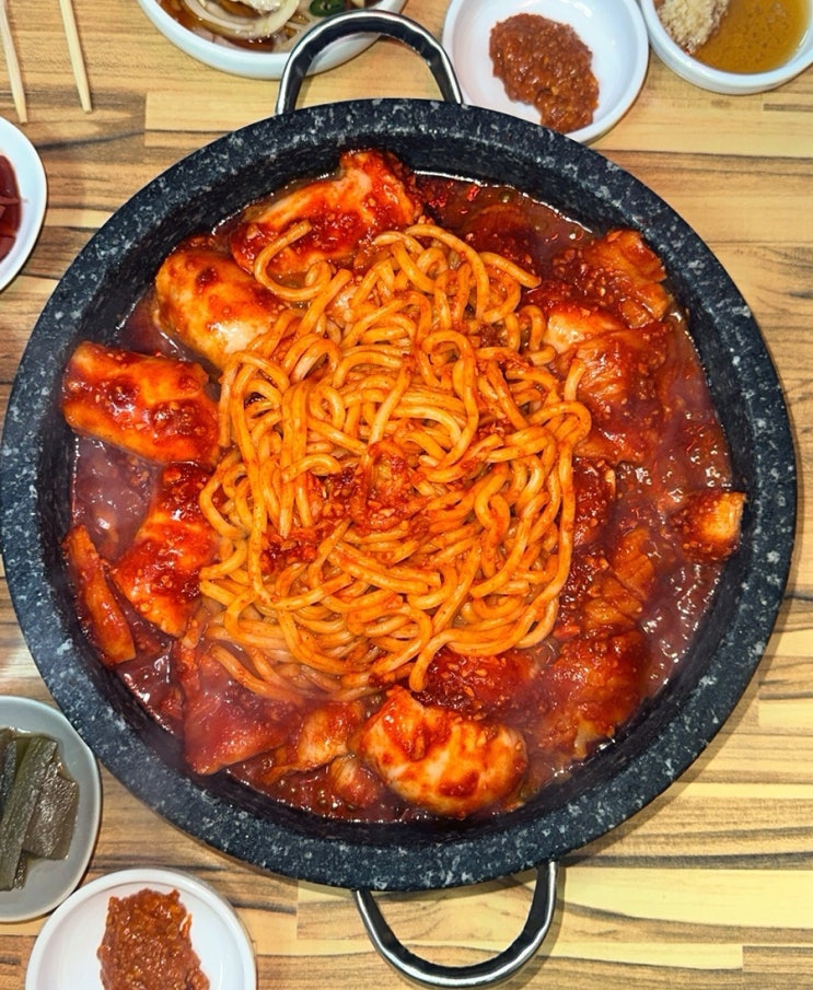  남포동 양곱창 맛집 신기양곱창 노포 감성 가득한 구워주는 고기집