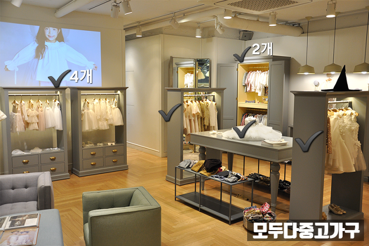  중고 옷가게 인테리어 가구 세트 , 팝업스토어 전시 디피용 옷장 인포 행거