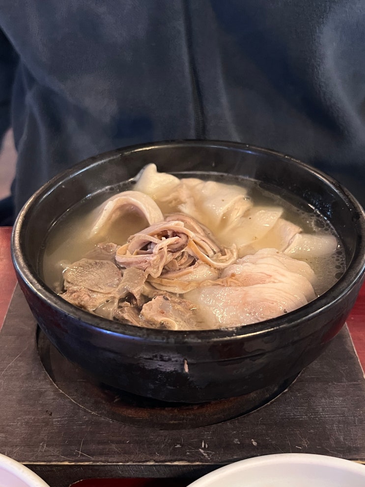  부산 광안리 돼지국밥 맛집 : 엄용백 본점