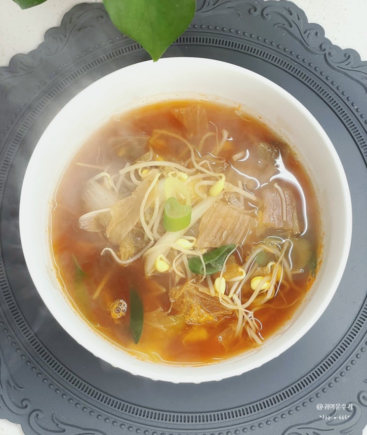  콩나물김치국 끓이는법 디포리육수로 더 시원한 해장국 김치콩나물국 레시피