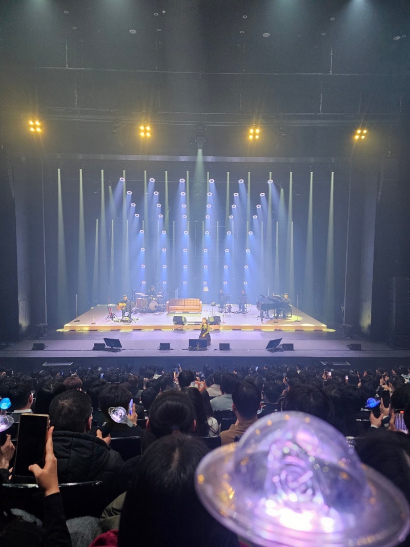 2026 윤하 소극장 콘서트 이화여대 삼성홀 영화관 같은 시야