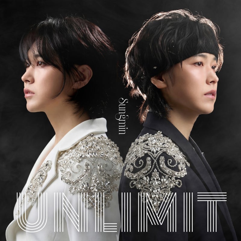 “갓생을 노래했다”…성민, ‘UNLIMIT’로 트로트 경계 깨는 순간
