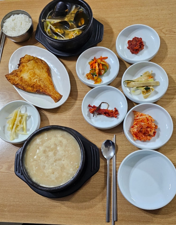  양양 공항 감나무식당 아침 일찍 문여는 식당 조식 맛집 황태국밥 황태해장국 가볼만 한 곳