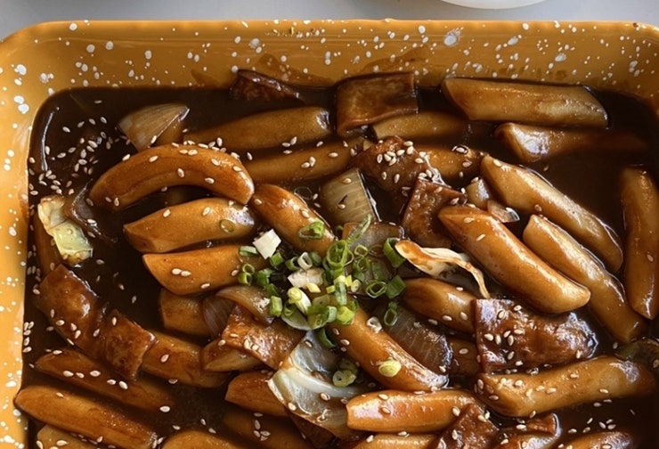 생활의 달인 성시경 이태원 불맛짜장떡볶이 매운짜장떡볶이 김치볶음밥 바지락찜 단골 분식....