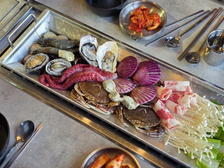  오이도칼국수 해물 가득 들어간 오십이도칼국수