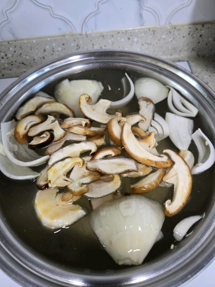  한의사 엄마가 코인 육수 대신 직접 육수를 만드는 이유