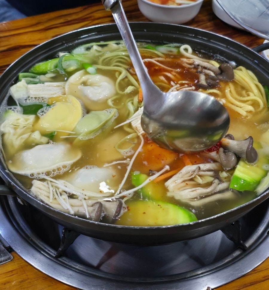 스탠드온커피 부천점 사진 3