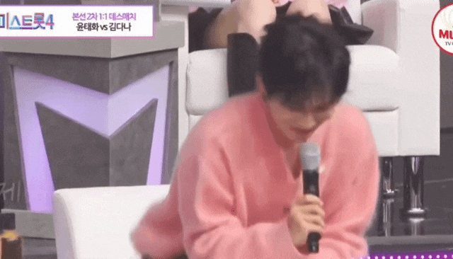 이기는 사람은 무대 위에 있었지만, 더 크게 이긴 사람은 김희재였다