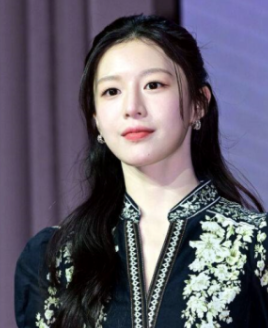  고윤정의 마니또는 누구?! 김선호 아닌 김도훈과 함께하는 '마니또 클럽' 습격