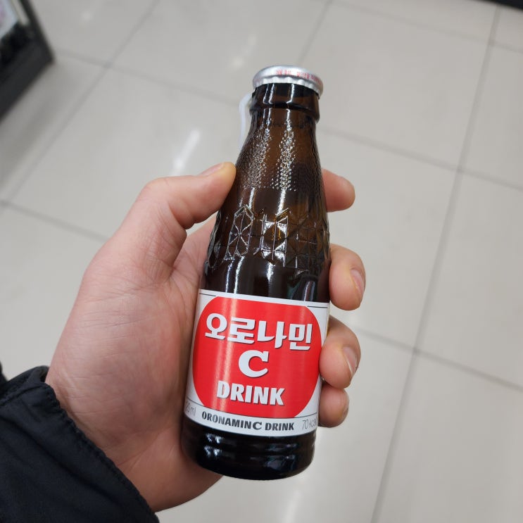  오로나민C 오로나민씨 효능 카페인 임산부 탄산 박카스 차이점