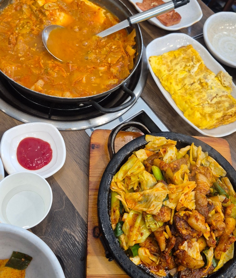 미담김치찌개 세천본점 사진 1