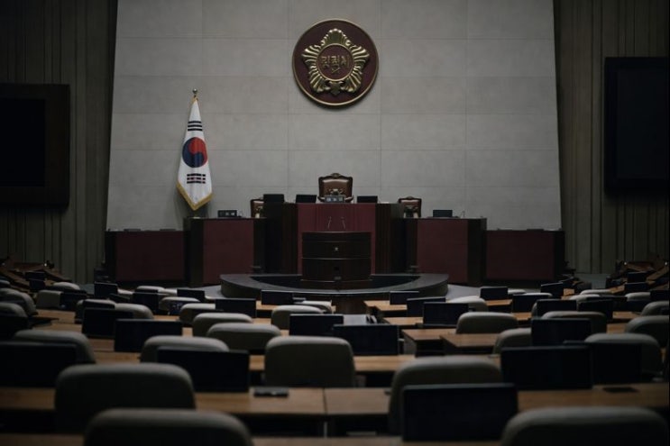 “야 인마” 공방까지…<b>국힘 의총 충돌</b>, 왜 온라인 설전으로... 