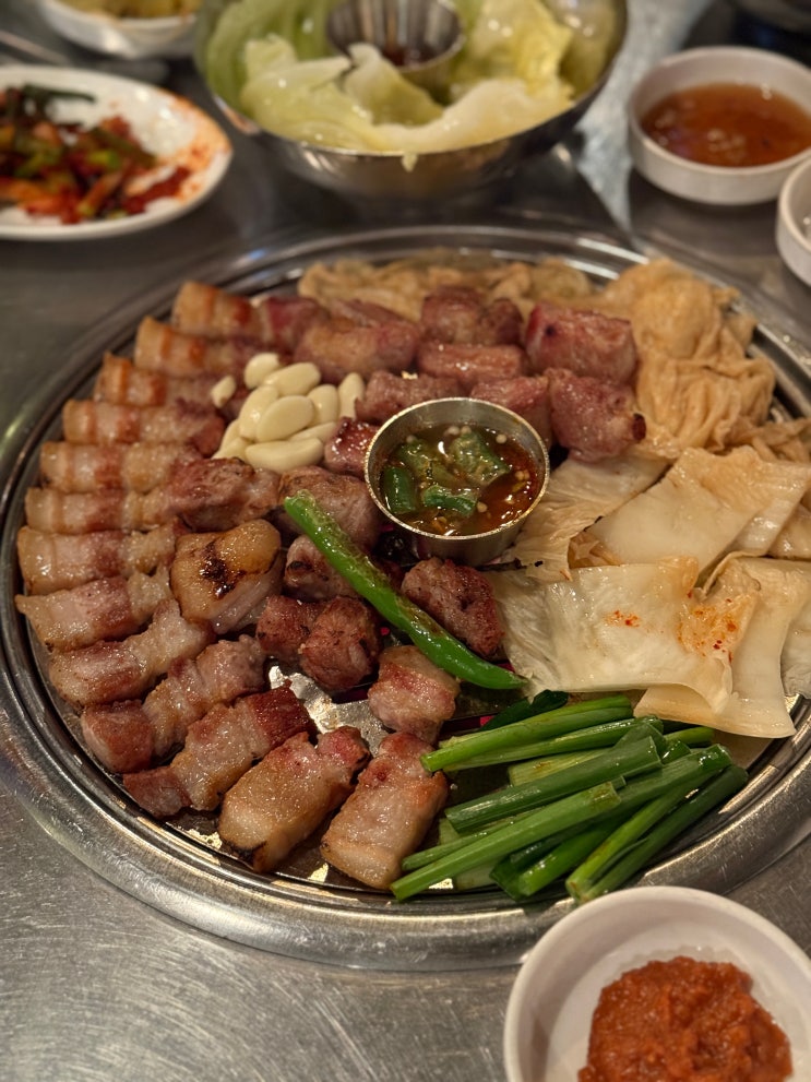  [부산 핫플 맛집] 광안리 부산댁 주차 웨이팅없이 비빔 밀면 삼겹살 목살 고기집 추천