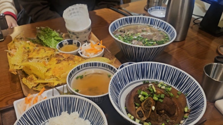  수성구맛집 범어동라이첸 하노이쌀국수 반쎄오 족발밥 후기