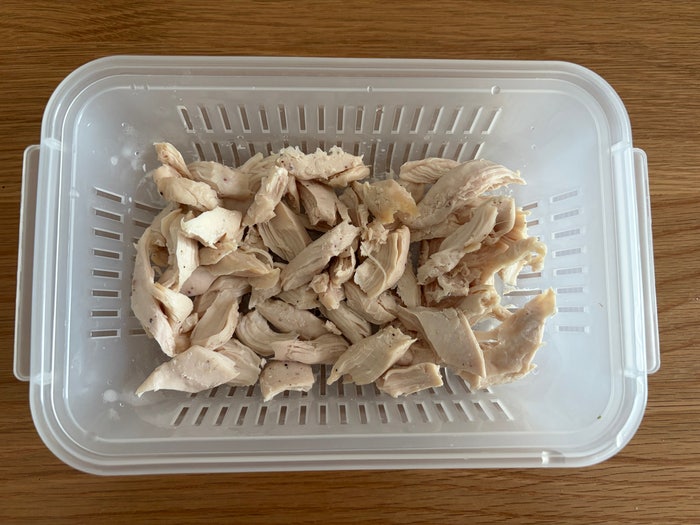 다이소 전자렌지 찜기(일본제) 두 가지 사용 후기. 렌지로 닭고기 삶기.