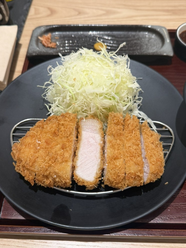 을지로 맛집 카츠쇼신 을지로입구역페럼타워점 로스카츠 정식!